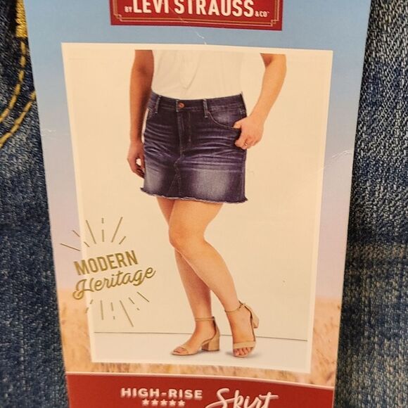 Levis NEW TAGS Raw Hem High Rise Skirt 6 - Picture 9 of 11